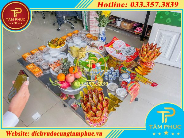 mâm cúng khai trương kinh doanh đầu năm